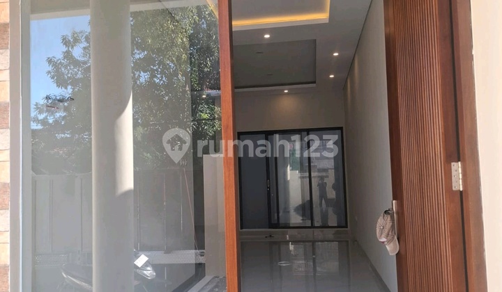 DIJUAL RUMAH 2 LANTAI BARU GRESS DARMO INDAH SURABAYA 2