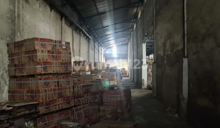 Dijual Gudang Ex Keramik Tandes Surabaya Luas Hampir 3,000 M2