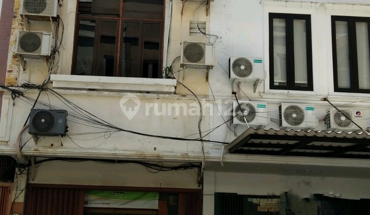 FOR SALE SHOPHOUSE IN GUBENG, CENTRAL SURABAYA STRATEGIC LOCATION 1