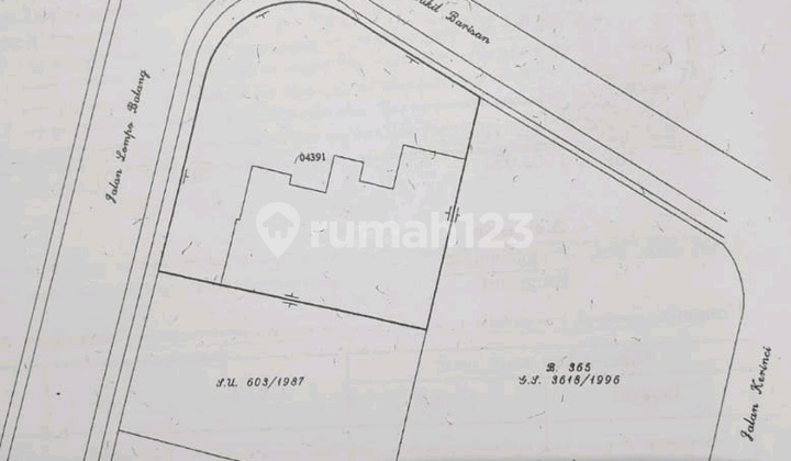 Dijual Rumah Pusat Kota Surabaya Selangkah ke Kinibalu Arjuno Petemon