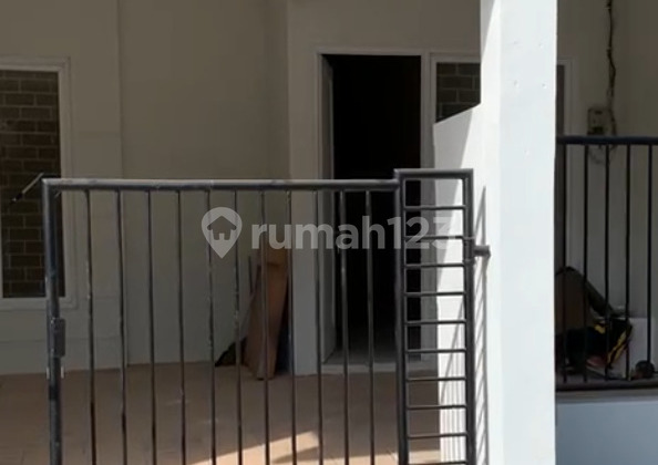 For Rent: House on Semangka Street, Pondok Tjandra Indah. Near MERR For Rent: House on Semangka Street, Pondok Tjandra Indah. Near MERR