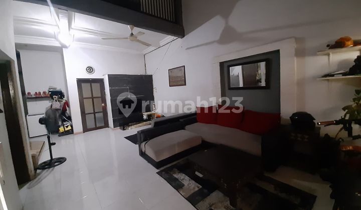 Rumah di Semampir Praja. Dekat MERR. Siap Huni 2