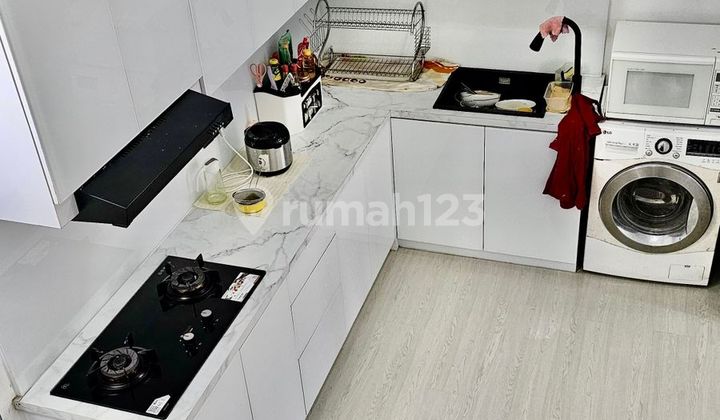 Pakuwon City House for Sale. 3 BR. Luxurious. Move-in Ready 2