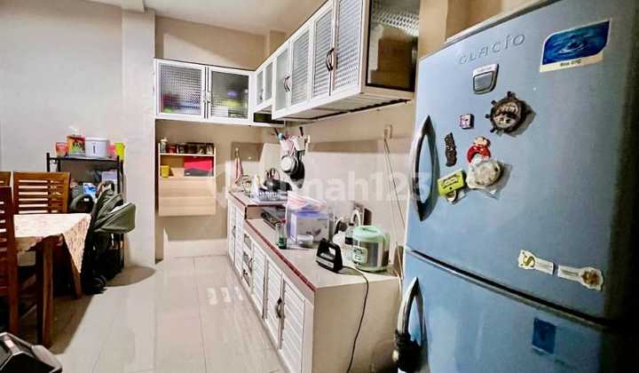 Rumah Manukan Mulyo. 2 Lantai. Semi Furnished. Dekat Margomulyo 2