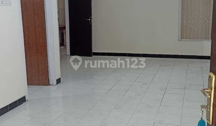 Rumah Taman Pondok Indah. Kawasan tenang. Dekat Pakuwon Mall. 2