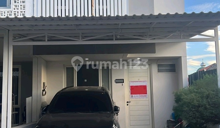 Rumah Dijual di Dian Istana. Dekat Graha Famili