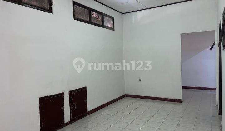 House for Sale and Rent on Jambu Street, Pondok Tjandra Indah House for Sale and Rent on Jambu Street, Pondok Tjandra Indah