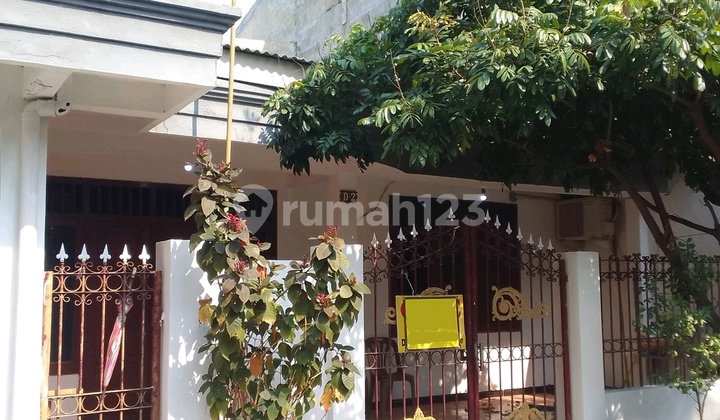 House in Magersari Permai