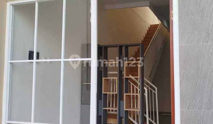 Rumah Baru Gress Mulyosari Semi Furnish 2