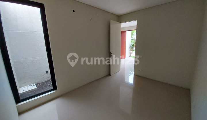 New House Northwest a little over 1M 2