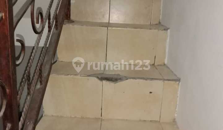 For Rent Large Ruko Zero Main Road Jl P.b. Sudirman, Mojokerto 2