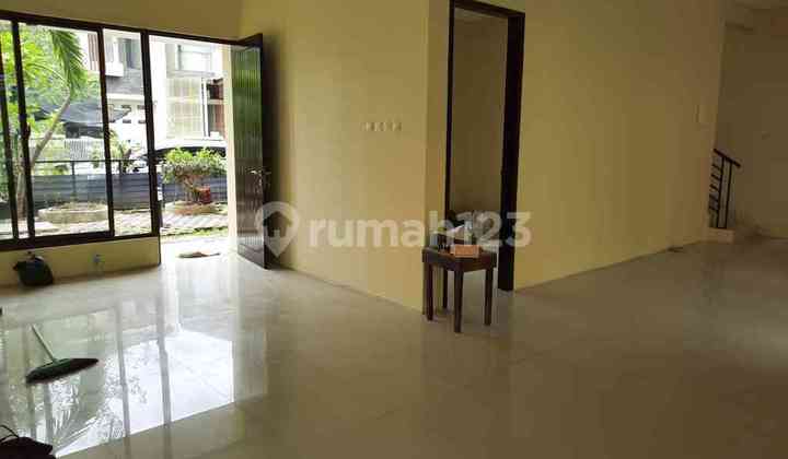 Ready-to-Occupy House in Pakuwon City 2