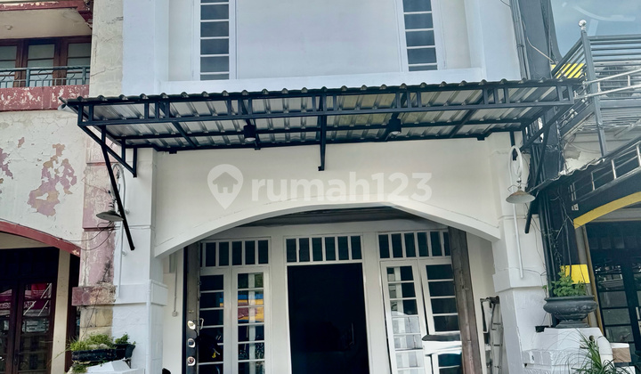 Disewakan Ruko International Village 2.5 Lantai Kosongan Dekat Gwalk Citraland