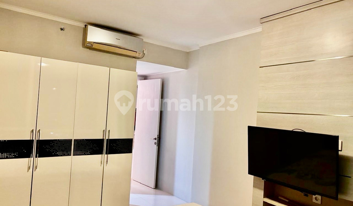 FOR SALE APARTMENT THE VUE CIPUTRA WORLD MALL 2BR FURNISHED FOR SALE APARTMENT THE VUE CIPUTRA WORLD MALL 2BR FURNISHED