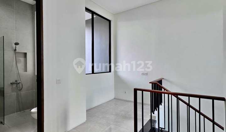 FOR RENT HOUSE DISTRICT 9 CITRALAND 3 BEDROOMS NEAR GWALK CIPUTRA SCHOOL 2