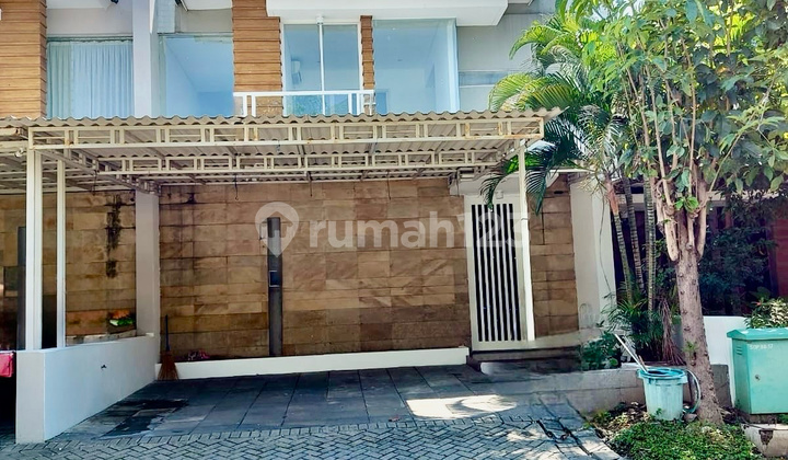 Disewakan Rumah Royal Residence 3Kt Kosongan Dekat Tol Pakuwon Mal Disewakan Rumah Royal Residence 3Kt Kosongan Dekat Tol Pakuwon Mal