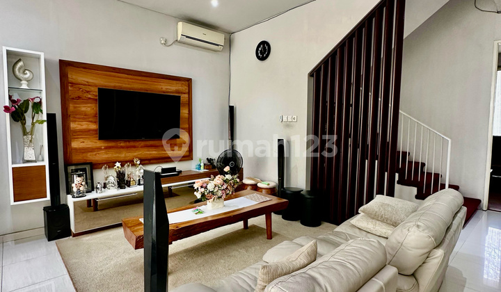 Dijual Rumah Wisata Bukit Mas Wiyung Minimalis Semi Furnish Dekat Tol 2