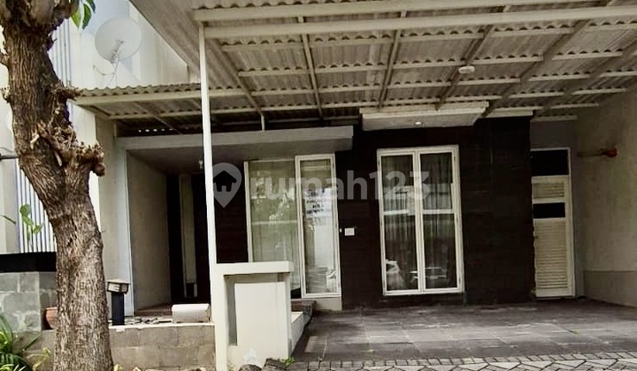 JUAL SEWA RUMAH ROYAL RESIDENCE 3KT SEMI FURNISHED WIYUNG PAKUWON MALL 1