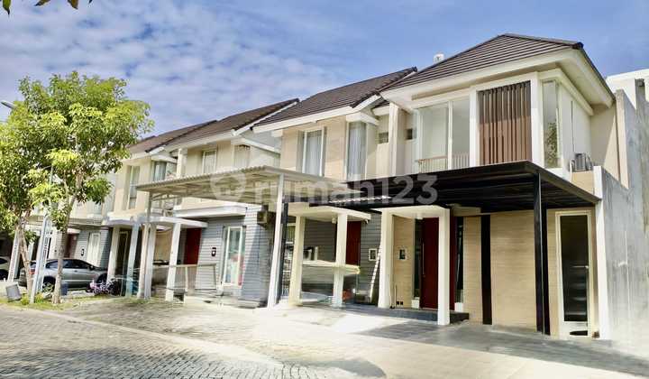 Disewakan Rumah Northwest Park Citraland 3 Lantai Semi Furnish 2 Kamar Disewakan Rumah Northwest Park Citraland 3 Lantai Semi Furnish 2 Kamar