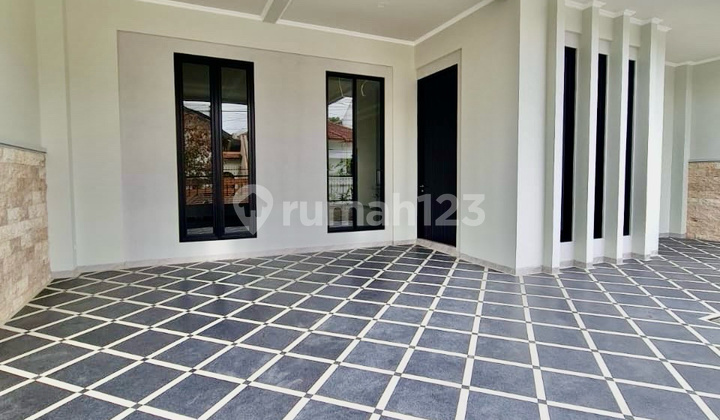 Disewakan Rumah Darmo Permai 3Kt Kosongan Dkt Tol Satelit Pakuwon Mal 2