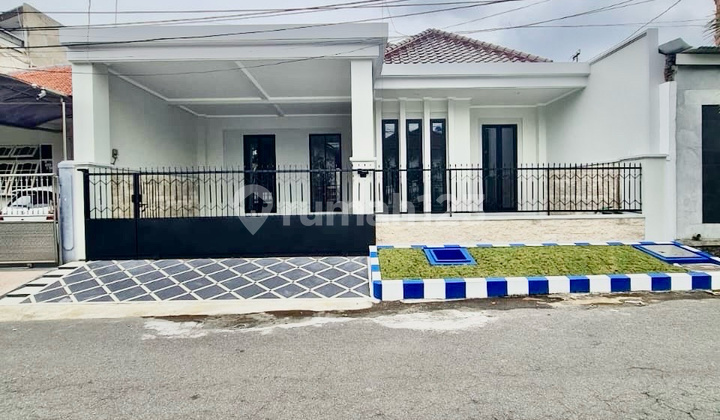 Disewakan Rumah Darmo Permai 3Kt Kosongan Dkt Tol Satelit Pakuwon Mal Disewakan Rumah Darmo Permai 3Kt Kosongan Dkt Tol Satelit Pakuwon Mal