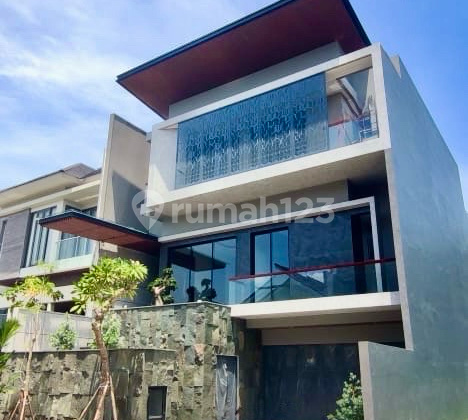 DIJUAL RUMAH WATERFRONT CITRALAND COZY HOME 5KT 3 LANTAI SUPER LUX 1