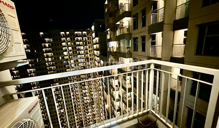 For Rent Benson Apartment 2Br Converted to 1Br Furnished View Pool Pakuwon Mall