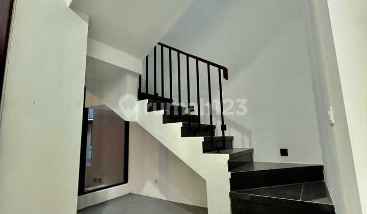 Disewakan Rumah District 9 Citraland Unfurnish Dekat Sekolah Ciputra 2