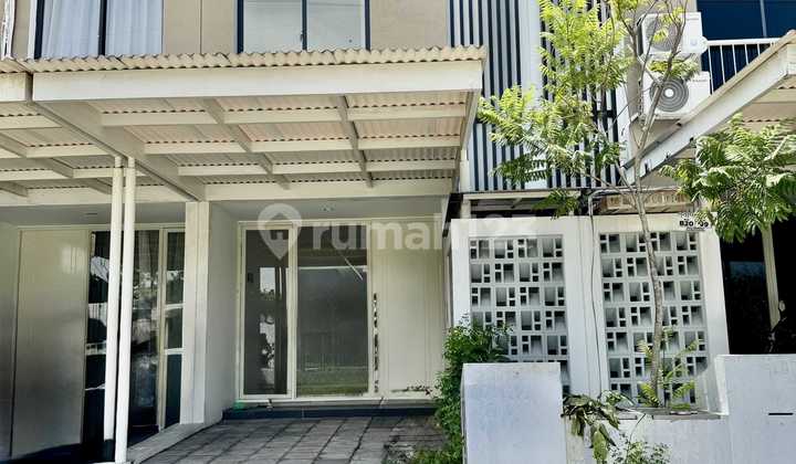 DIJUAL RUMAH ROYAL RESIDENCE OAKWOOD WIYUNG 2 LANTAI VIEW DANAU DIJUAL RUMAH ROYAL RESIDENCE OAKWOOD WIYUNG 2 LANTAI VIEW DANAU