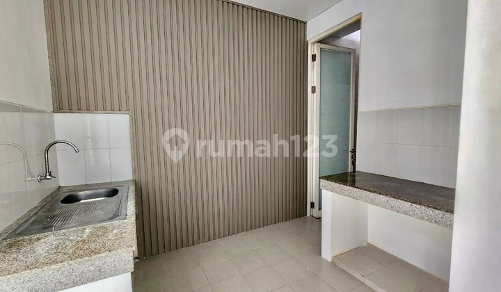 FOR RENT ROYAL RESIDENCE HOUSE SEMI FURNISHED READY TO OCCUPY 2 BEDROOMS WIYUNG 2