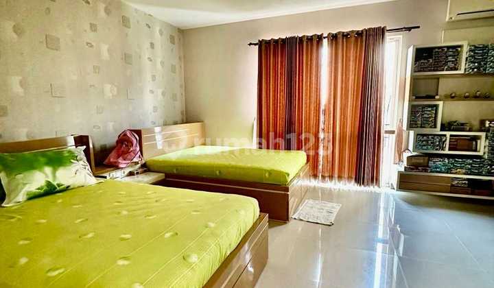 Dijual Rumah Royal Residence 5Kt 2Lt Wiyung Dekat Tol Pakuwon Mall 2