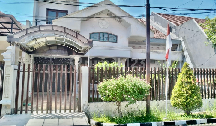 DIJUAL RUMAH DARMO PERMAI SELATAN HITUNG TANAH DEKAT TOL PAKUWON MALL