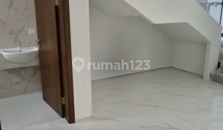 Dijual Rumah Woodland Citraland 5Kt Baru Gress Kosongan 2