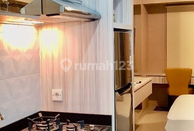 For Rent Orchard Studio Apartment 30th Floor Furnished View Pool Golf Pakuwon