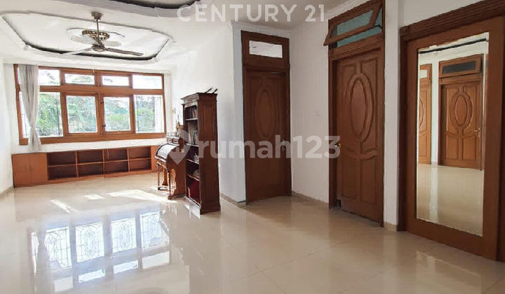 Dijual Rumah 2 Lantai Di Bintaro Semi Furnish 2