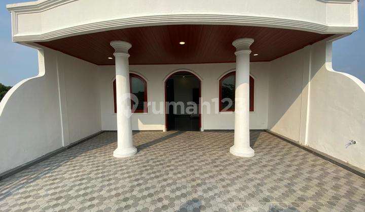 New 3-Story House Located in Bojong Rawalumbu, Bekasi 2