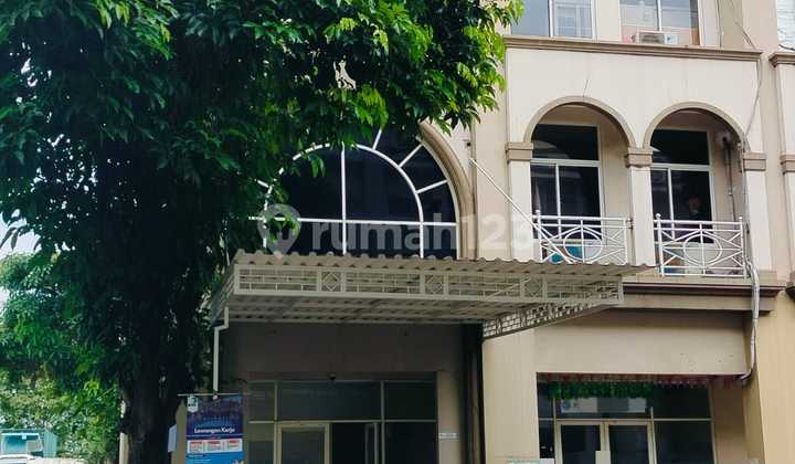 Neat and Clean Ruko, Ready to Use at Digrand Galaxy, Bekasi 1