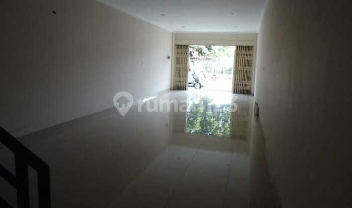 For Rent 3¾ Floor Shop House in Pos Pengumben, West Jakarta 2