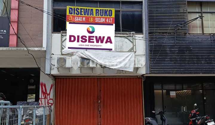 Ruko 4 Lantai Siap Huni Dan Sangat Strategis Di Jl Raya Fatmawati