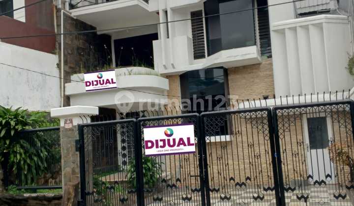 2.5-Story House in Pondok Kelapa Timur - East Jakarta 2.5-Story House in Pondok Kelapa Timur - East Jakarta