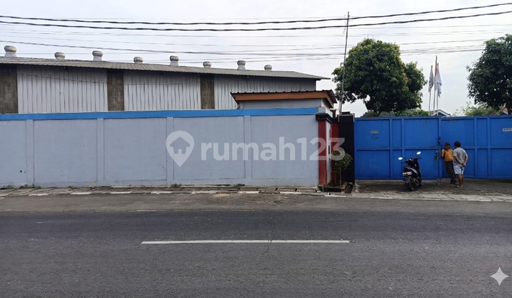 Gudang Bagus dan Bersih Terawat Siap di Pakain untuk Kebutuhan Usaha Anda