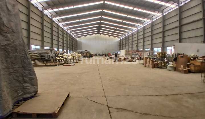Warehouse in Dilambangsari, South Tambun