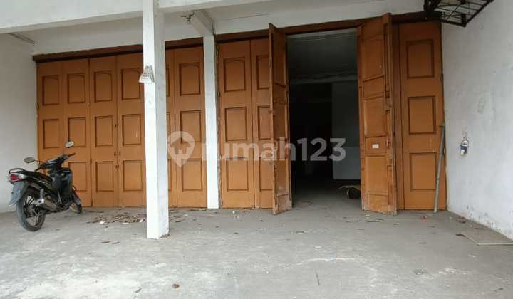 2-Story Shop House For Rent, Located by the Main Road in North Cikarang, Bekasi 1