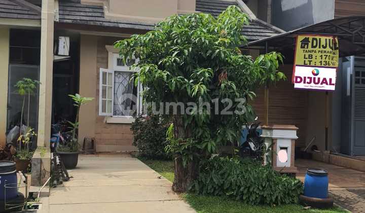 Ready-to-Occupy 2½-Story House in Kotawisata Housing Estate, Cibubur, Bogor 2