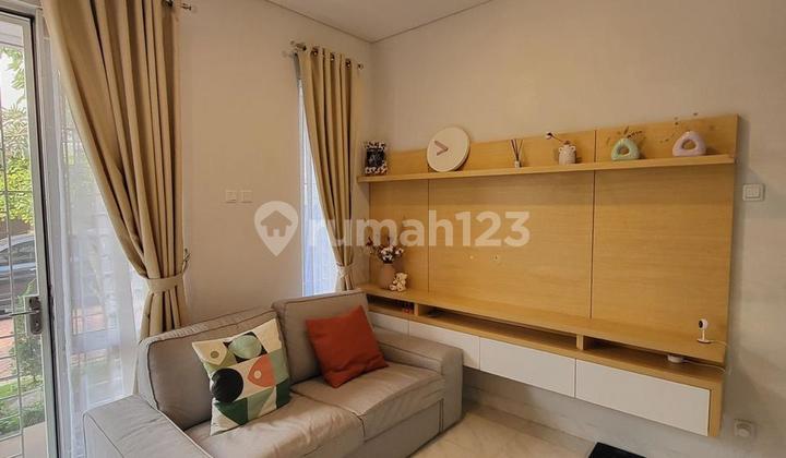 Rumah Full Furnished 2 Lantai Malibu Village Nego Rumah Full Furnished 2 Lantai Malibu Village Nego