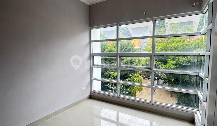 Ready-to-Occupy La Bella House in Gading Serpong, La Bella Village, Tangerang