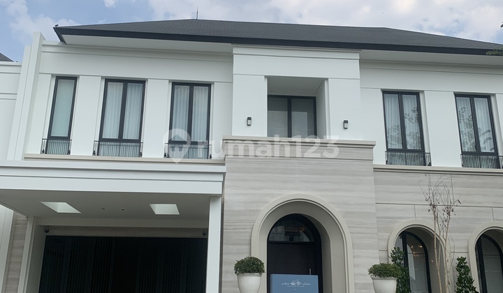 Elite Luxury Home The Gramecy Alam Sutera Exclusive 2