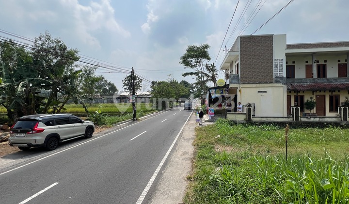 SHM Land by the Road in Pandowoharjo, 5 Minutes to Sleman City Hall. SHM Land by the Road in Pandowoharjo, 5 Minutes to Sleman City Hall.