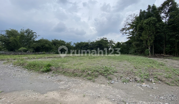 Freehold Land Near Maguwoharjo Stadium, Bonus Merapi View