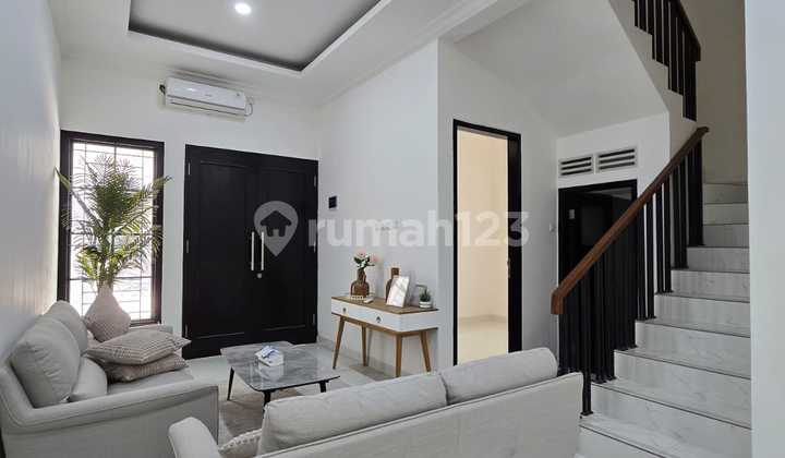 Jual Townhouse American Classic Di Pancoran Barat Jakarta Selatan 2